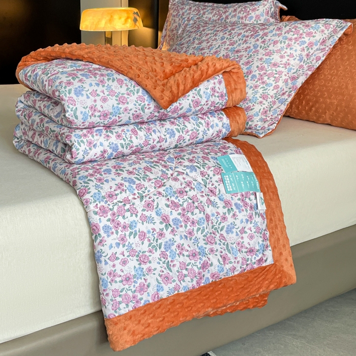 91家纺网 家纺一手货源 找家纺 宝士康家纺 2025新款10A抗菌双层纱豆豆绒夏被 紫苑