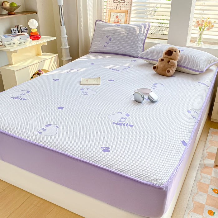 91家纺网 家纺一手货源 找家纺 春寻家纺 2025新款冰豆豆冰丝凉席-卡皮巴拉系列 床笠款-卡皮巴拉-紫