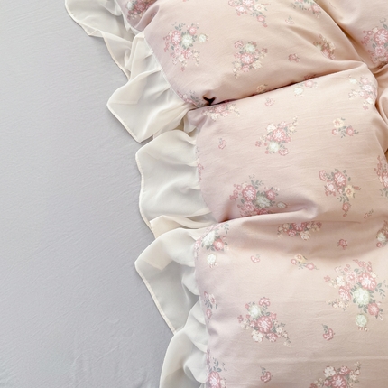 91家纺网 家纺一手货源 找家纺 （总）苏拉家居 2025新款雪纺花边云感提花针织双层纱四件套