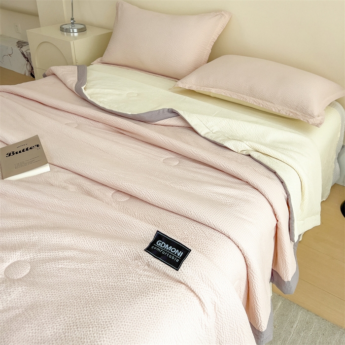 91家纺网 家纺一手货源 找家纺 宝士康家纺 2025新款10A抗菌泡泡棉大豆夏被 被子被芯 卡其+米黄