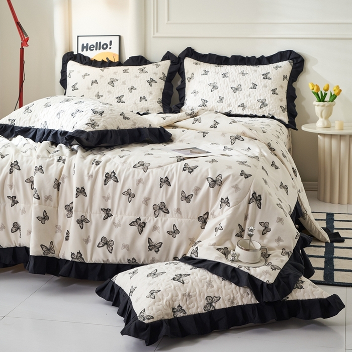 91家纺网 家纺一手货源 找家纺 蝶帕家纺 2025新款法式赫本风韩版花边床盖款夏被四件套 蝴蝶印记