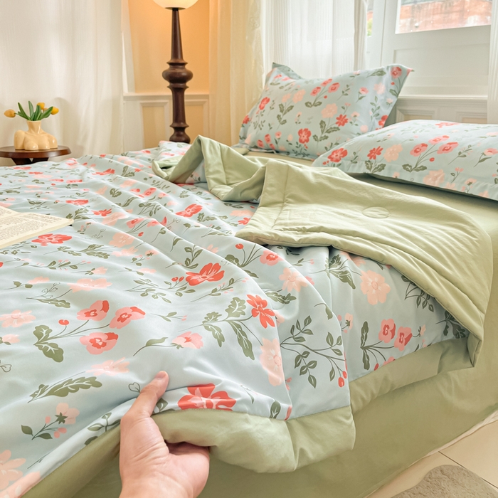 91家纺网 家纺一手货源 找家纺 宝士康家纺 2025新款水洗棉超声波压花夏被 被子被芯 花园秘密