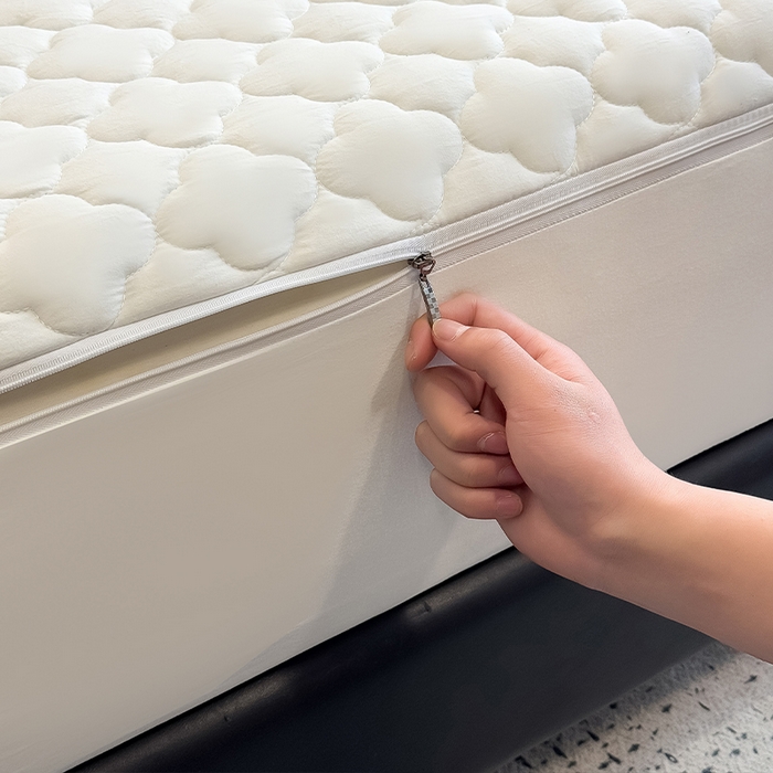 91家纺网 家纺一手货源 找家纺 叠派家纺 2025新款5A抗菌A类夹棉床笠经典款防水款系列 白色-梅花经典款