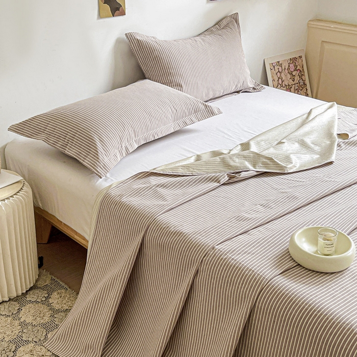 91家纺网 家纺一手货源 找家纺 久云居 2025新款亲肤舒适全棉色织防水床单 米艳条