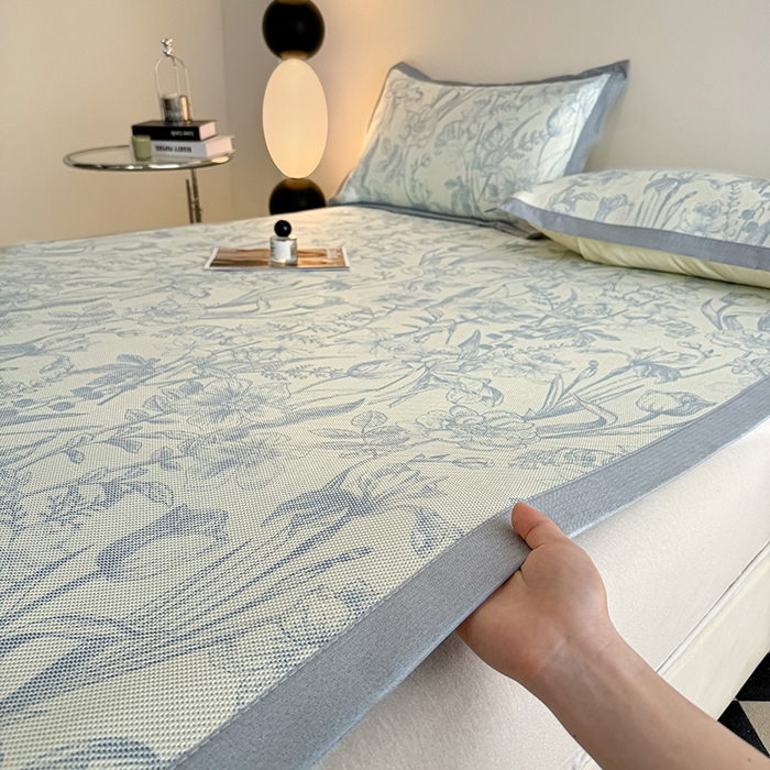 91家纺网 家纺一手货源 找家纺 格真2025新款简约印花冰藤席席子凉席 莫奈花园-灰