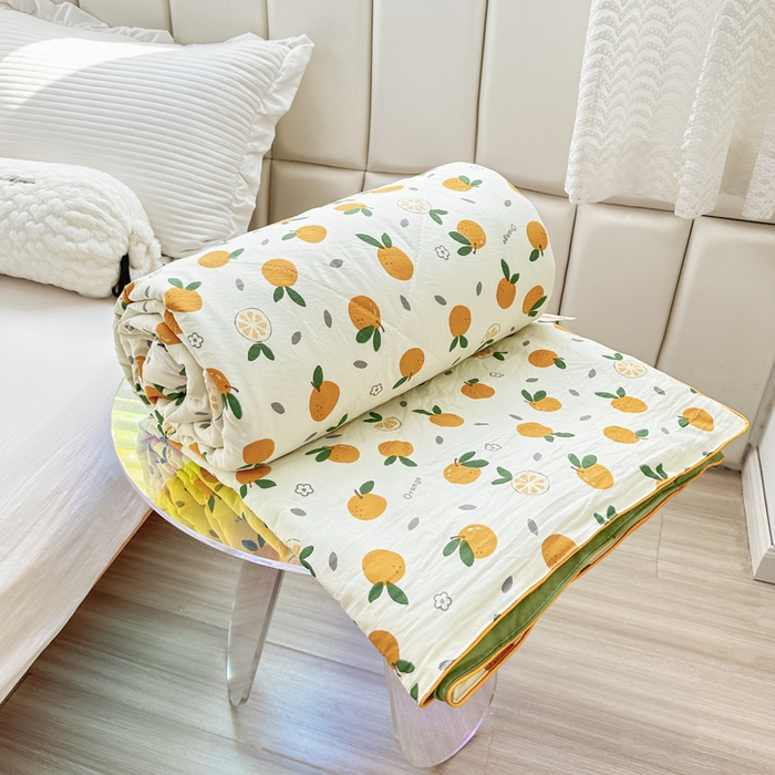 91家纺网 家纺一手货源 找家纺 富艺隆 2025新款A类水洗棉双层纱夏被水洗棉麻空调被直播爆款大豆夏被 小橘子