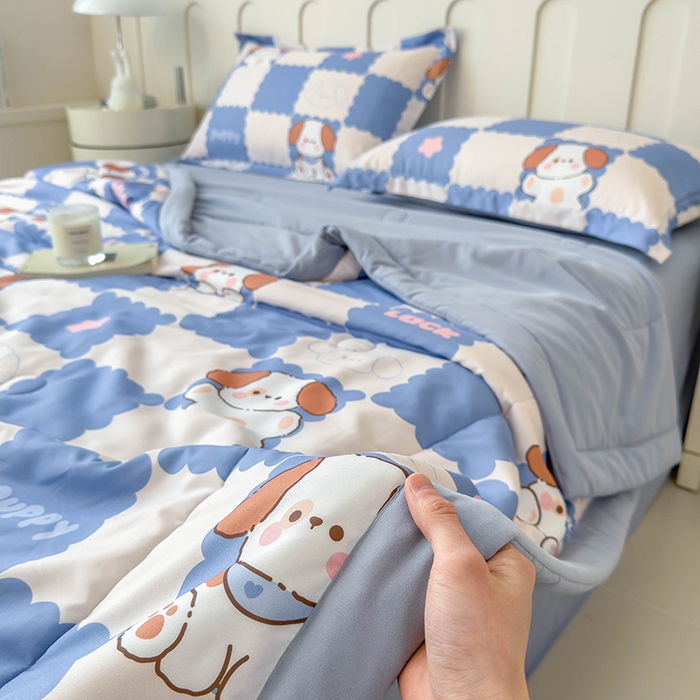 91家纺网 家纺一手货源 找家纺 宝士康家纺 2025新款10A抗菌针织夏被 嗨皮狗狗