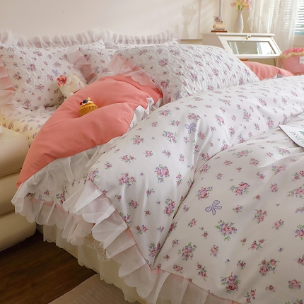 91家纺网 家纺一手货源 找家纺 雪夫人2025新款A类夹棉床盖床裙四件套 沐雨栉风