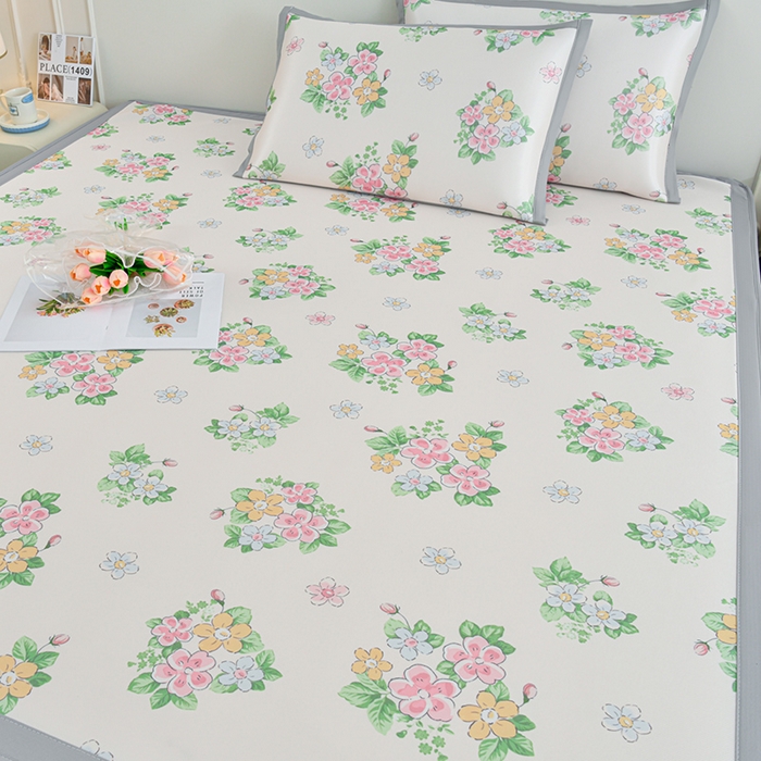 91家纺网 家纺一手货源 找家纺 简一 2025新款A类碳光印花数码冰丝凉席系列-床笠款 满园春色