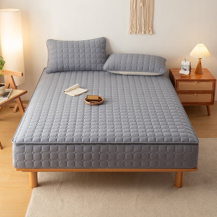 91家纺网 家纺一手货源 找家纺 叠派家纺 2025新款5A抗菌A类夹棉床笠经典款防水款系列 五面夹棉-经典格月光灰