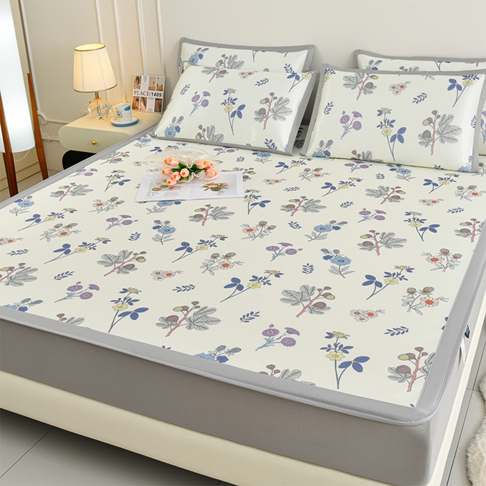 91家纺网 家纺一手货源 找家纺 简一 2025新款A类碳光印花数码冰丝凉席系列-床笠款 花开半夏