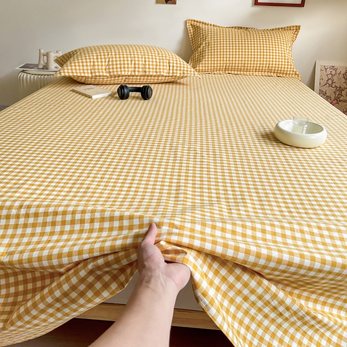 91家纺网 家纺一手货源 找家纺 久云居 2025新款亲肤舒适全棉色织防水床单 黄小格
