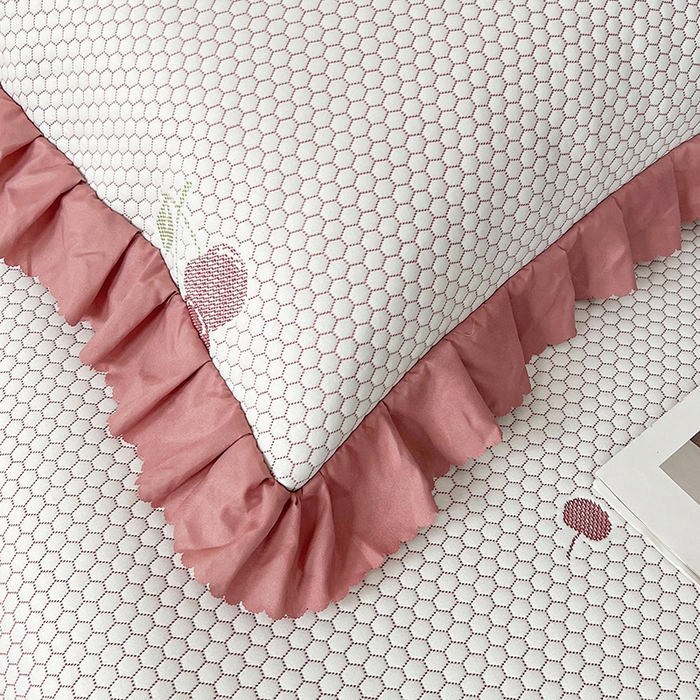 91家纺网 家纺一手货源 找家纺 2025新款A类冰豆豆提花凉席床盖 床盖款-樱桃-豆沙