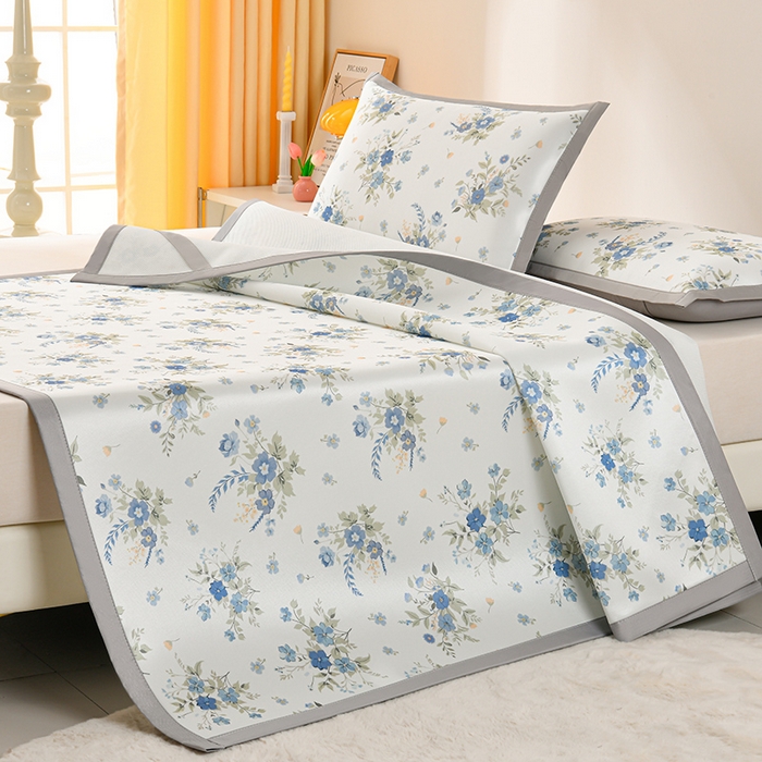 91家纺网 家纺一手货源 找家纺 简一 2025新款A类碳光印花数码冰丝凉席系列-床单款 浪漫花影