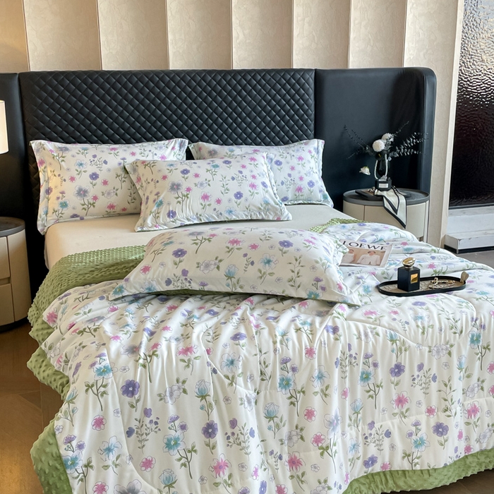 91家纺网 家纺一手货源 找家纺 宝士康家纺 2025新款10A抗菌双层纱豆豆绒夏被 花韵