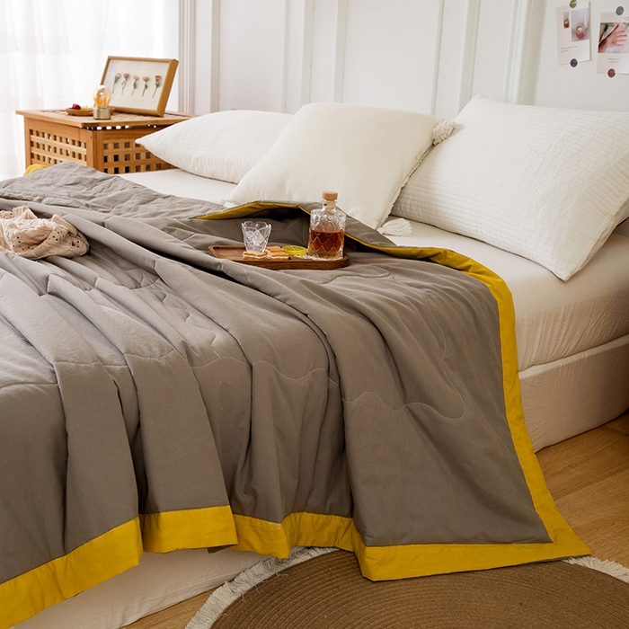 91家纺网 家纺一手货源 找家纺 天瑜 2024全棉夏被棉花芯纯色水洗棉夏凉被可水洗空调被 绅士灰-黄