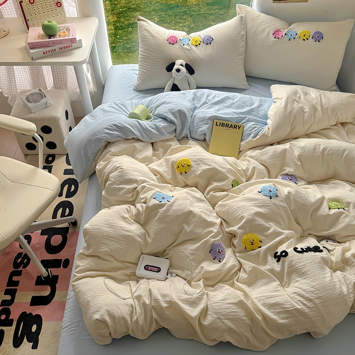 91家纺网 家纺一手货源 找家纺 耀达家居 2025新款A类水洗棉毛巾绣四件套 奇趣豆-燕麦