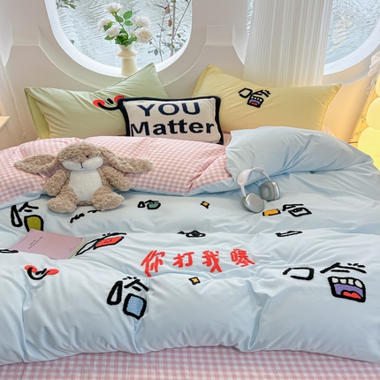 91家纺网 家纺一手货源 找家纺 （总）子钦家纺 2025春夏新款水洗棉云朵棉毛巾绣混搭儿童调皮系列床单床笠四件套