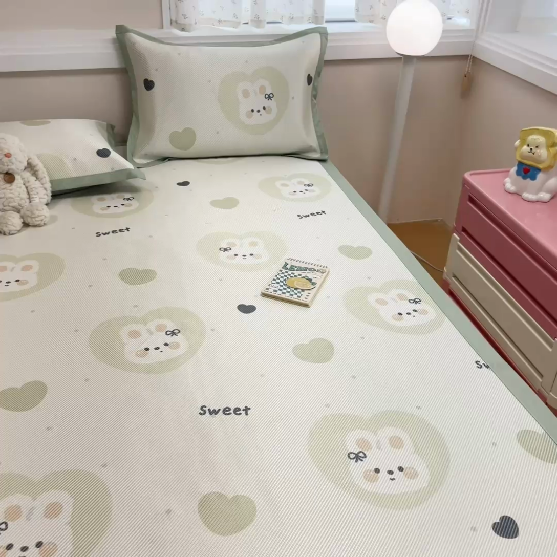 91家纺网 家纺一手货源 找家纺 慕尚家纺 2025新款数码印花床席床笠款冰藤席 床席款-兔卷卷