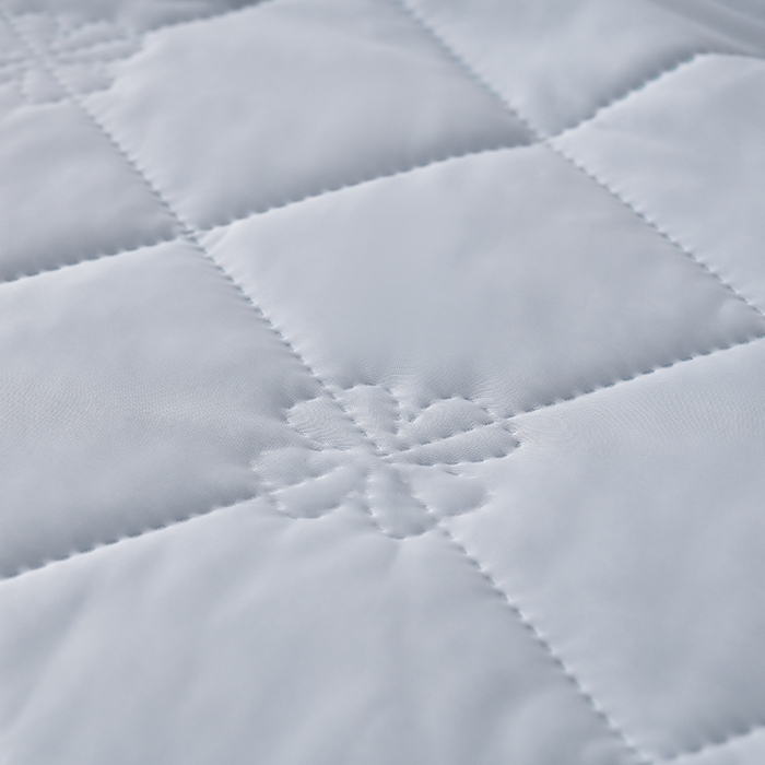 91家纺网 家纺一手货源 找家纺 眠多宝 2025新款冰激凌凉感丝纯色夏被被子被芯（跨境电商） 银灰色