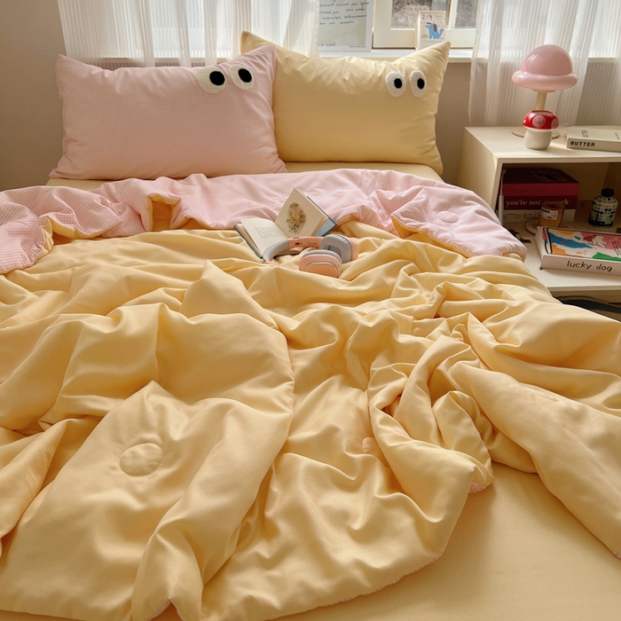 91家纺网 家纺一手货源 找家纺 慕尚家纺 2025新款大眼萌仔夏被 大眼萌 黄粉格