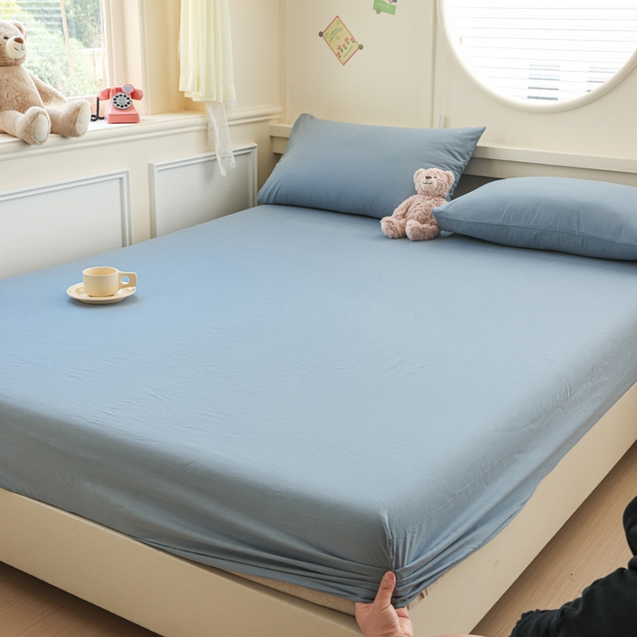 91家纺网 家纺一手货源 找家纺 2025新款全棉A类简约素色水洗棉纯棉单床笠 浅蓝