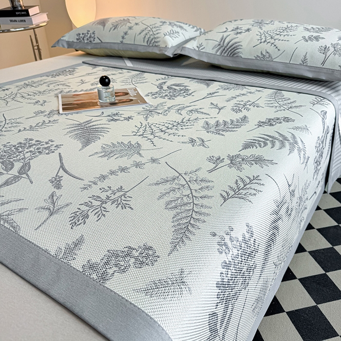 91家纺网 家纺一手货源 找家纺 格真2025新款简约印花冰藤席席子凉席 风之叶