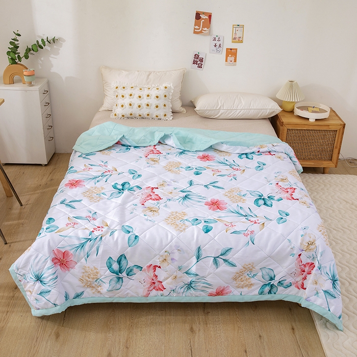 91家纺网 家纺一手货源 找家纺 富艺隆 2025新款超声波亲肤绒夏被夏凉被直播爆款超声波夏被空调被 月白清风