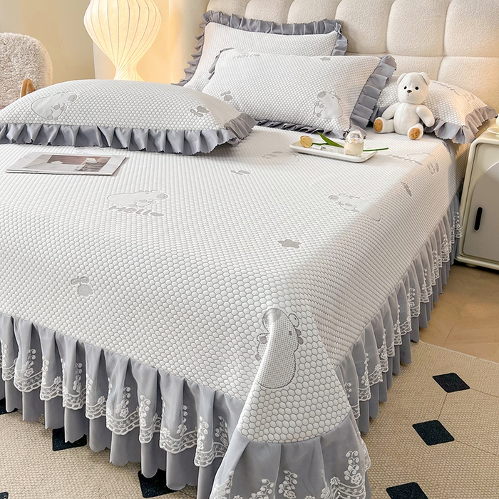 91家纺网 家纺一手货源 找家纺 2025新款A类冰豆豆提花凉席床盖 床盖款-卡皮巴拉-质感灰