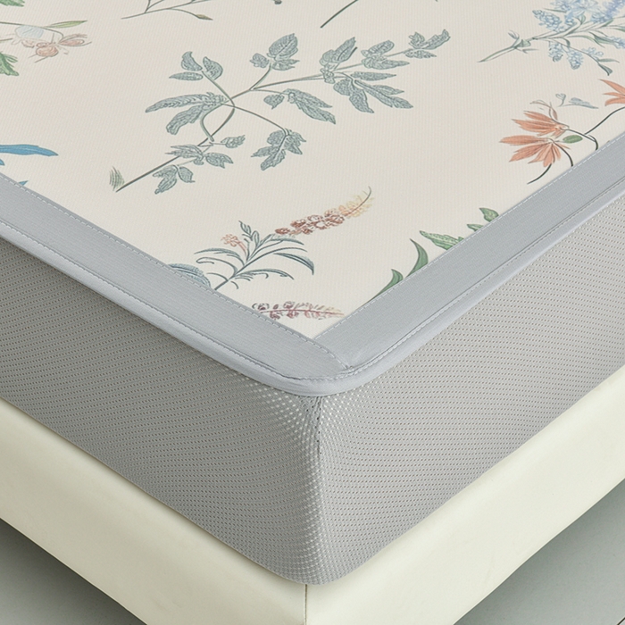 91家纺网 家纺一手货源 找家纺 简一 2025新款A类碳光印花数码冰丝凉席系列-床笠款 花间细雨