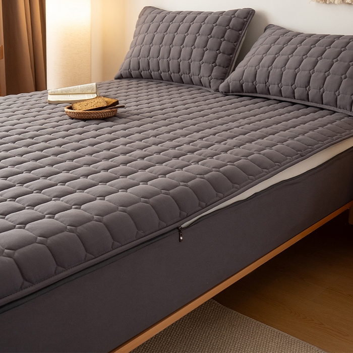 91家纺网 家纺一手货源 找家纺 叠派家纺 2025新款5A抗菌A类夹棉床笠经典款防水款系列 包边款-经典格星空灰