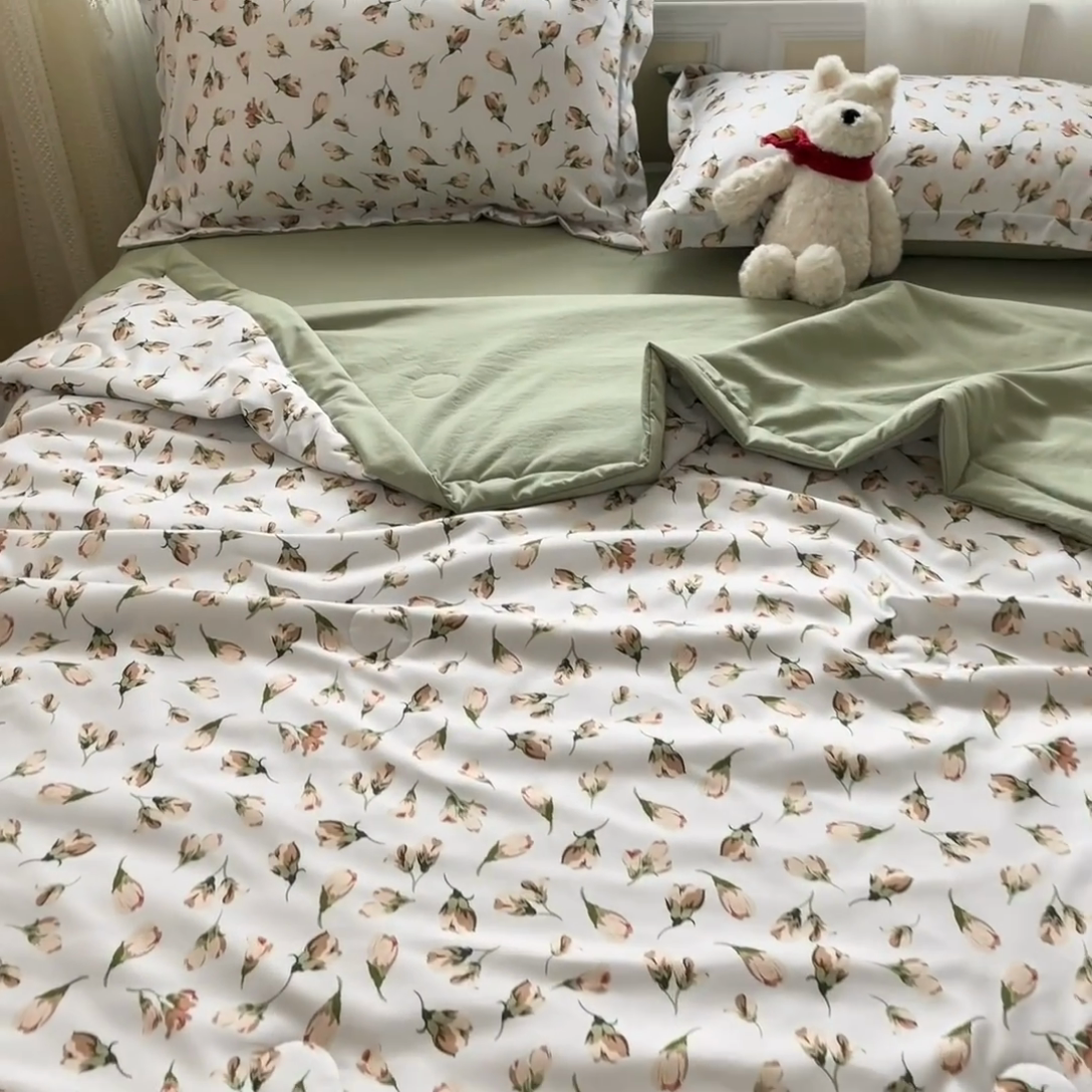 91家纺网 家纺一手货源 找家纺 宝士康家纺 2025新款水洗棉超声波压花夏被 被子被芯 花月