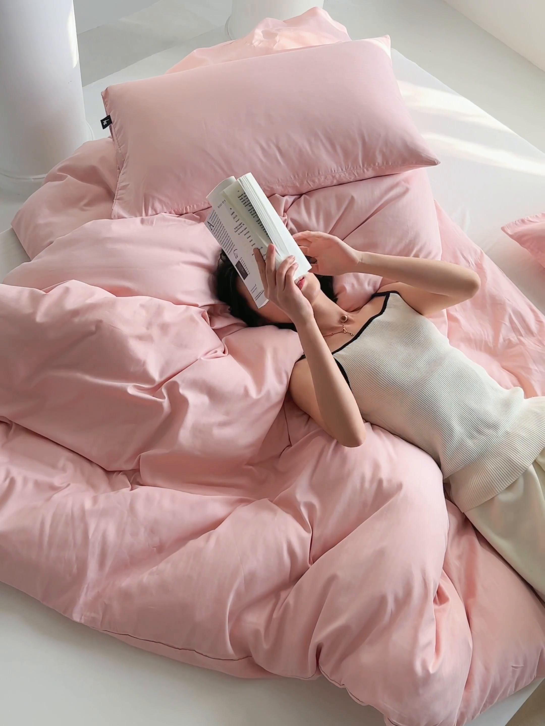 91家纺网 家纺一手货源 找家纺 2025新款A类40S全棉糯感大雁纹提花单品被套 可可灰