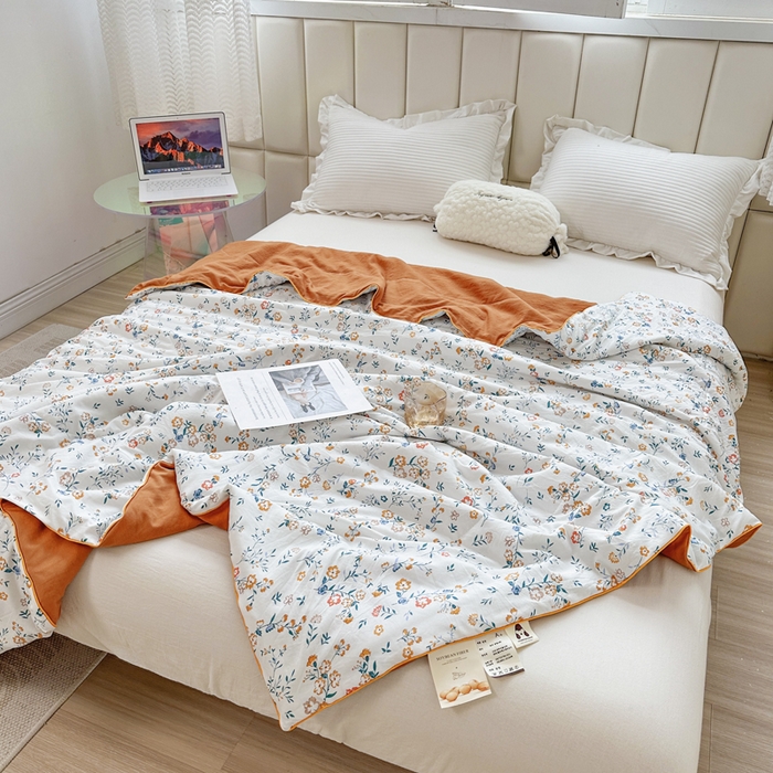 91家纺网 家纺一手货源 找家纺 富艺隆 2025新款A类水洗棉双层纱夏被水洗棉麻空调被直播爆款大豆夏被 西野暮色