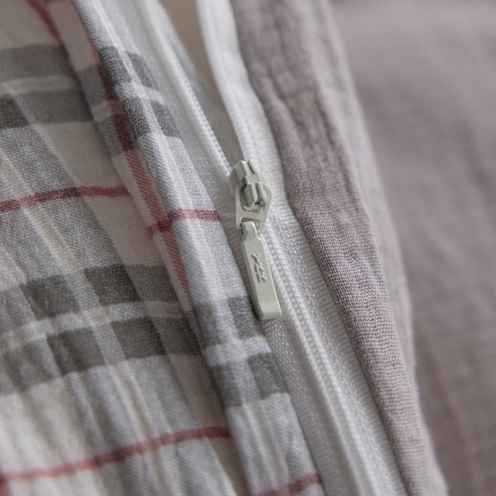 91家纺网 家纺一手货源 找家纺 安莱生活 2025新款全棉精梳棉双层纱绉纱数码印花四件套 海派甜心-灰