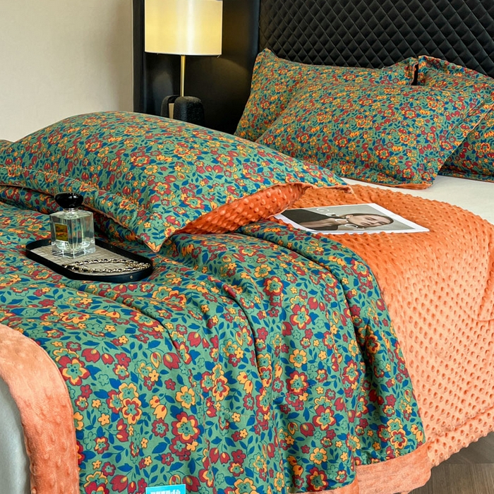 91家纺网 家纺一手货源 找家纺 宝士康家纺 2025新款10A抗菌双层纱豆豆绒夏被 艾维