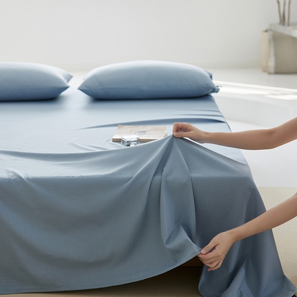 91家纺网 家纺一手货源 找家纺 2025新款A类40S全棉糯感大雁纹提花单品床单 浅蓝