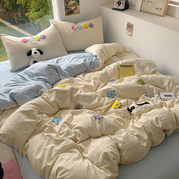 91家纺网 家纺一手货源 找家纺 耀达家居 2025新款A类水洗棉毛巾绣四件套 奇趣豆-燕麦