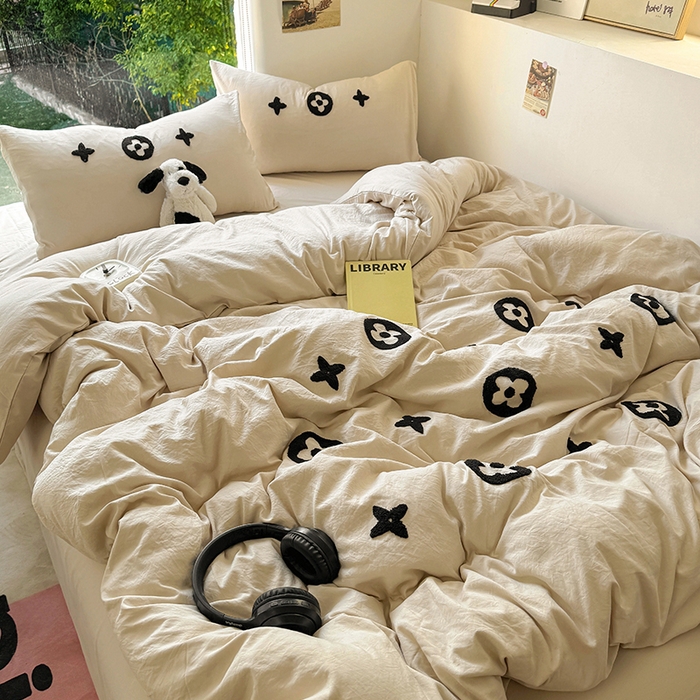 91家纺网 家纺一手货源 找家纺 耀达家居 2025新款A类水洗棉毛巾绣四件套 四叶草-咖