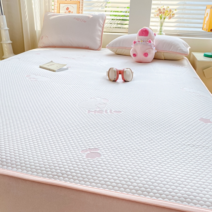 91家纺网 家纺一手货源 找家纺 春寻家纺 2025新款冰豆豆冰丝凉席-卡皮巴拉系列 床笠款-卡皮巴拉-粉