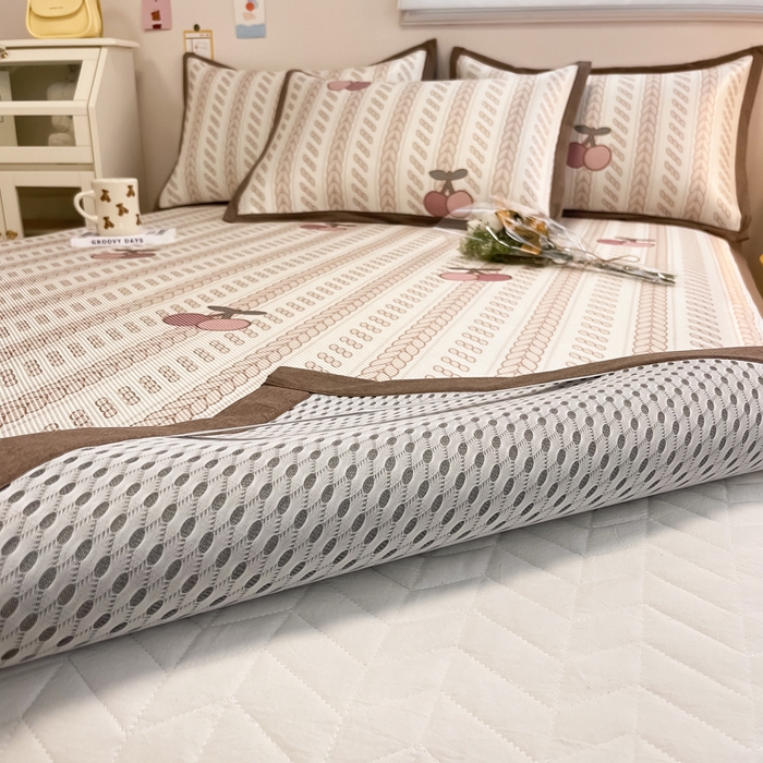 91家纺网 家纺一手货源 找家纺 2025新款懒猫600D数码印花冰藤凉席 硕果