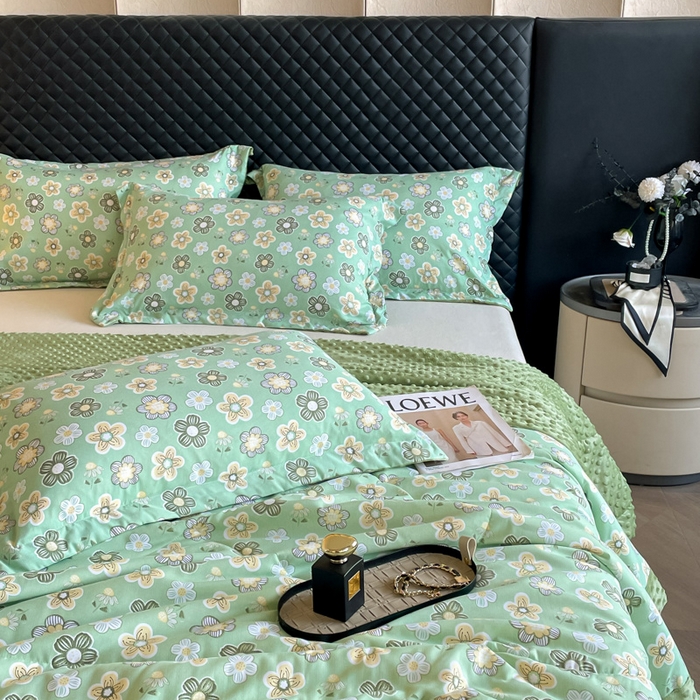 91家纺网 家纺一手货源 找家纺 宝士康家纺 2025新款10A抗菌双层纱豆豆绒夏被 花开半夏