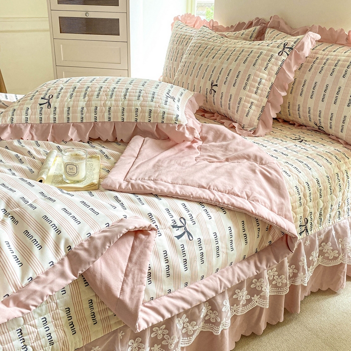 91家纺网 家纺一手货源 找家纺 2025新款直播热款A类针织棉双层纱床盖款夏被四件套 min-粉