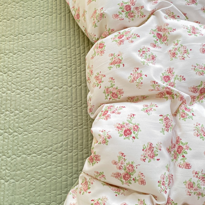 91家纺网 家纺一手货源 找家纺 2025新款针织双层纱夏被床盖四件套单夏被单床盖单品 蔷薇之恋