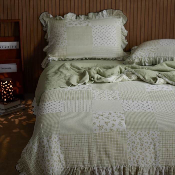 91家纺网 家纺一手货源 找家纺 安莱生活 2025新款全棉精梳棉双层纱绉纱数码印花夏凉被 百家布-绿  夏被