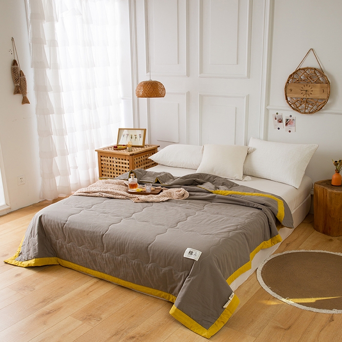 91家纺网 家纺一手货源 找家纺 天瑜 2024全棉夏被棉花芯纯色水洗棉夏凉被可水洗空调被 绅士灰-黄