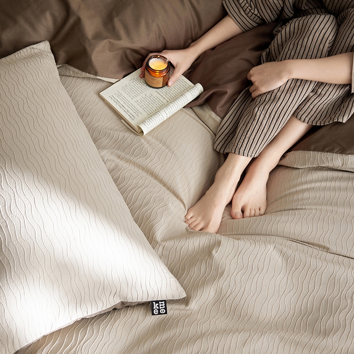 91家纺网 家纺一手货源 找家纺 风向标家纺 2025新款全棉波纹纱提花原木风四件套 波纹纱-星柔棕