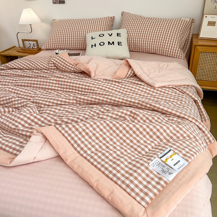 91家纺网 家纺一手货源 找家纺 宝士康家纺 2025新款10A抗菌无印风夏被 被子被芯 玉小格