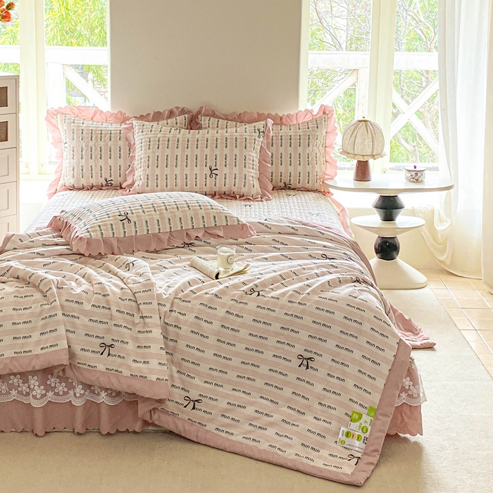 91家纺网 家纺一手货源 找家纺 2025新款直播热款A类针织棉双层纱床盖款夏被四件套 min-粉