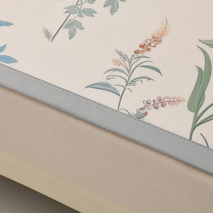 91家纺网 家纺一手货源 找家纺 简一 2025新款A类碳光印花数码冰丝凉席系列-床单款 花间细雨